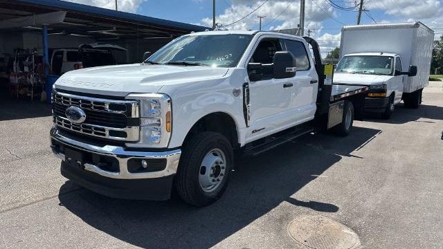 2025 Ford F-350 Super Duty Lariat