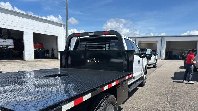 2025 Ford F-350 Super Duty Lariat