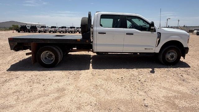 2025 Ford F-350 Super Duty Lariat