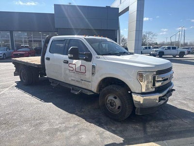 2019 Ford F-350 Super Duty 4X4 XLT 4DR Crew Cab 179 In. WB DRW Chassis