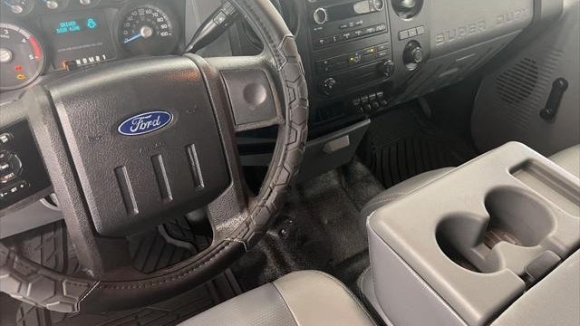 2011 Ford F-350 Super Duty XL