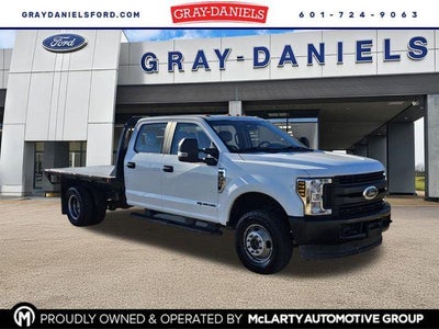 2019 Ford F-350 Super Duty 4X4 XLT 4DR Crew Cab 179 In. WB DRW Chassis
