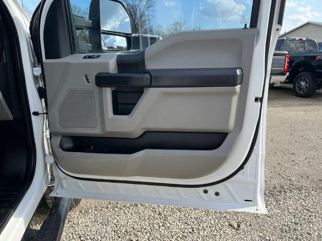 2020 Ford F-350 - $36,300