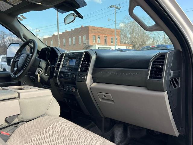 2020 Ford F-350 - $36,300