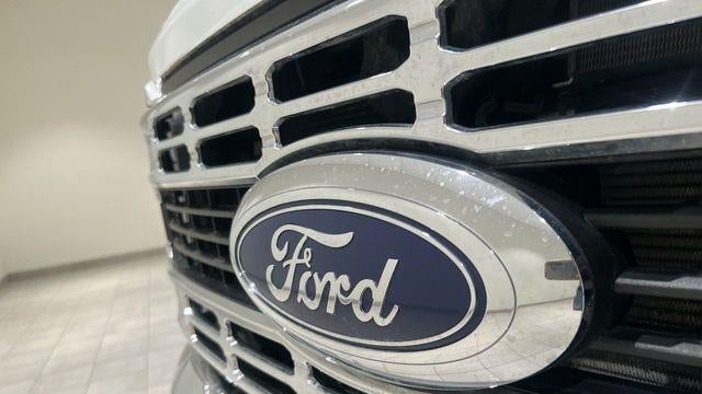 2025 Ford F-350 Super Duty Lariat