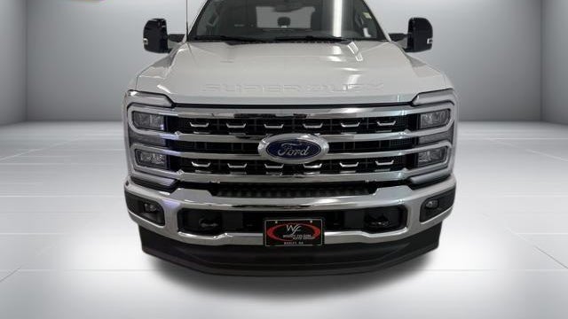 2025 Ford F-350 Super Duty Lariat