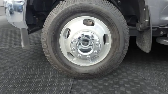 2022 Ford F-350 Super Duty Lariat