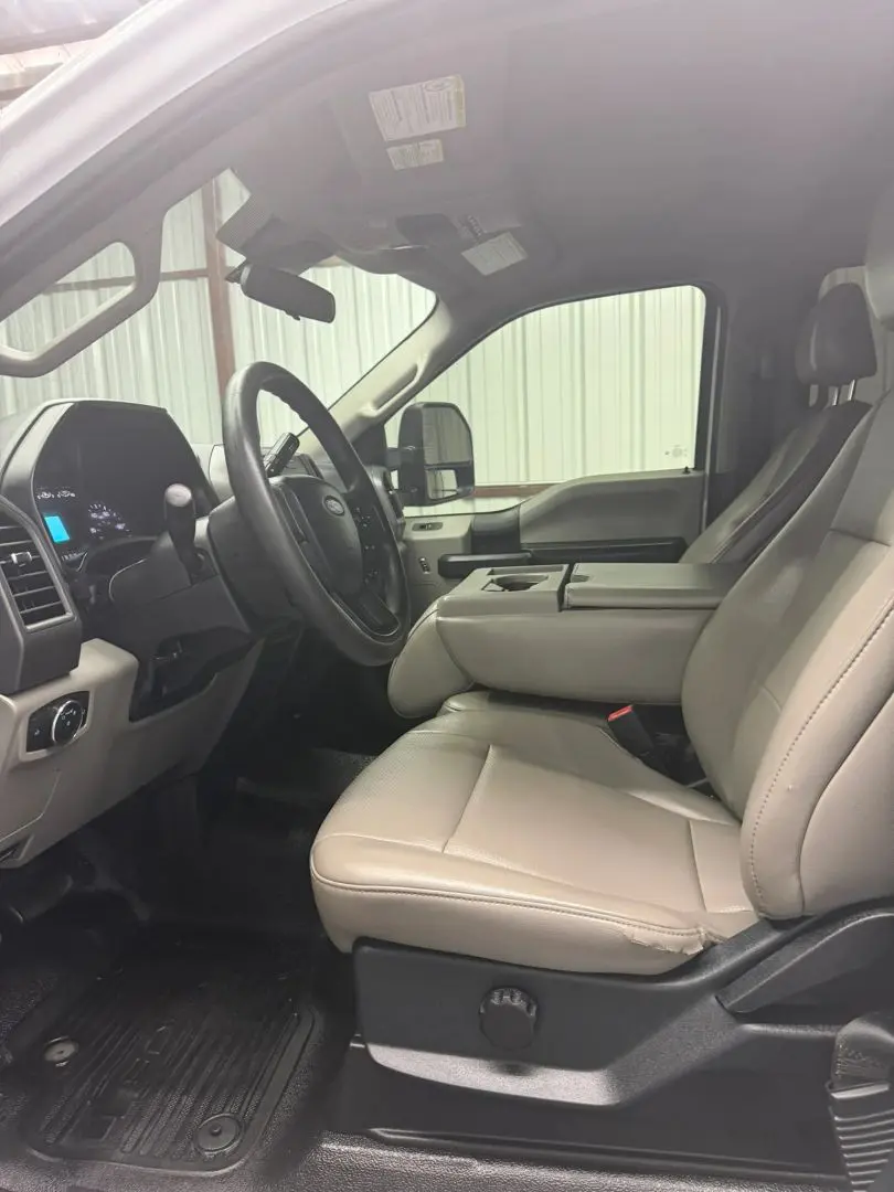 2020 Ford F-350 - $38,958