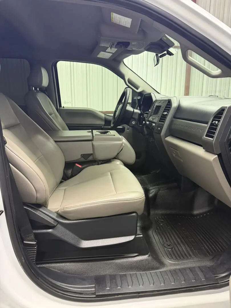 2020 Ford F-350 - $38,958