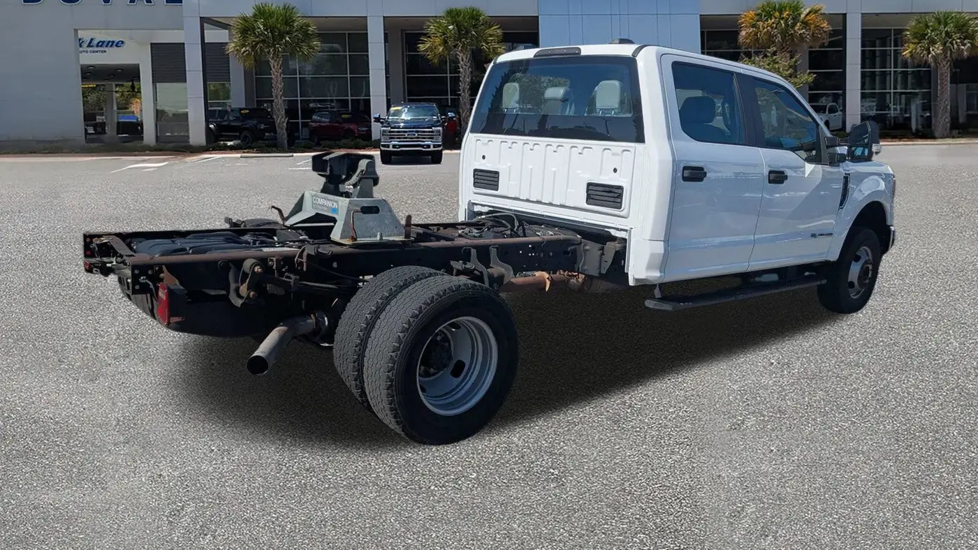 2022 Ford F-350 Super Duty Lariat