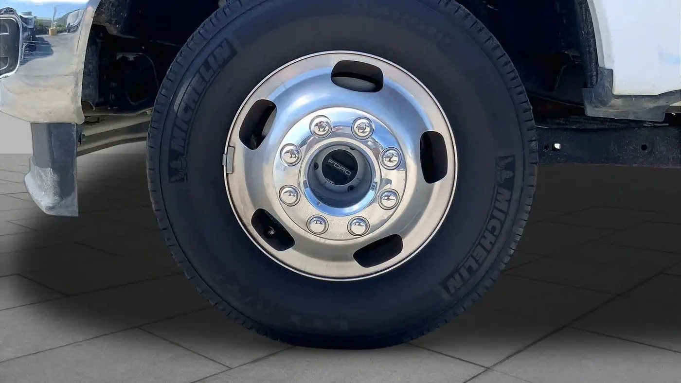 2024 Ford F-350 Super Duty Lariat