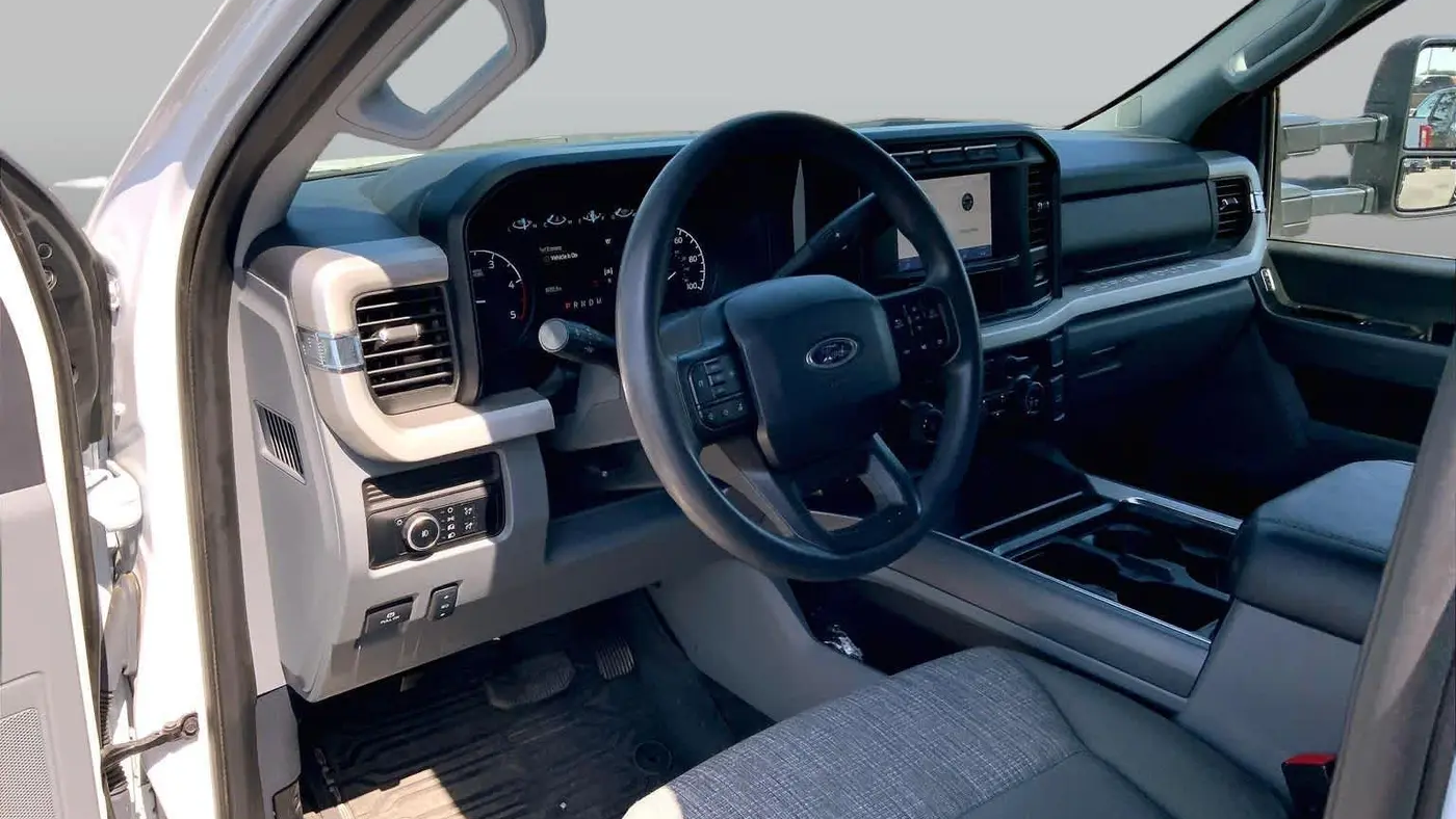 2024 Ford F-350 Super Duty Lariat