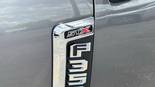 2022 Ford F-350 Super Duty XL