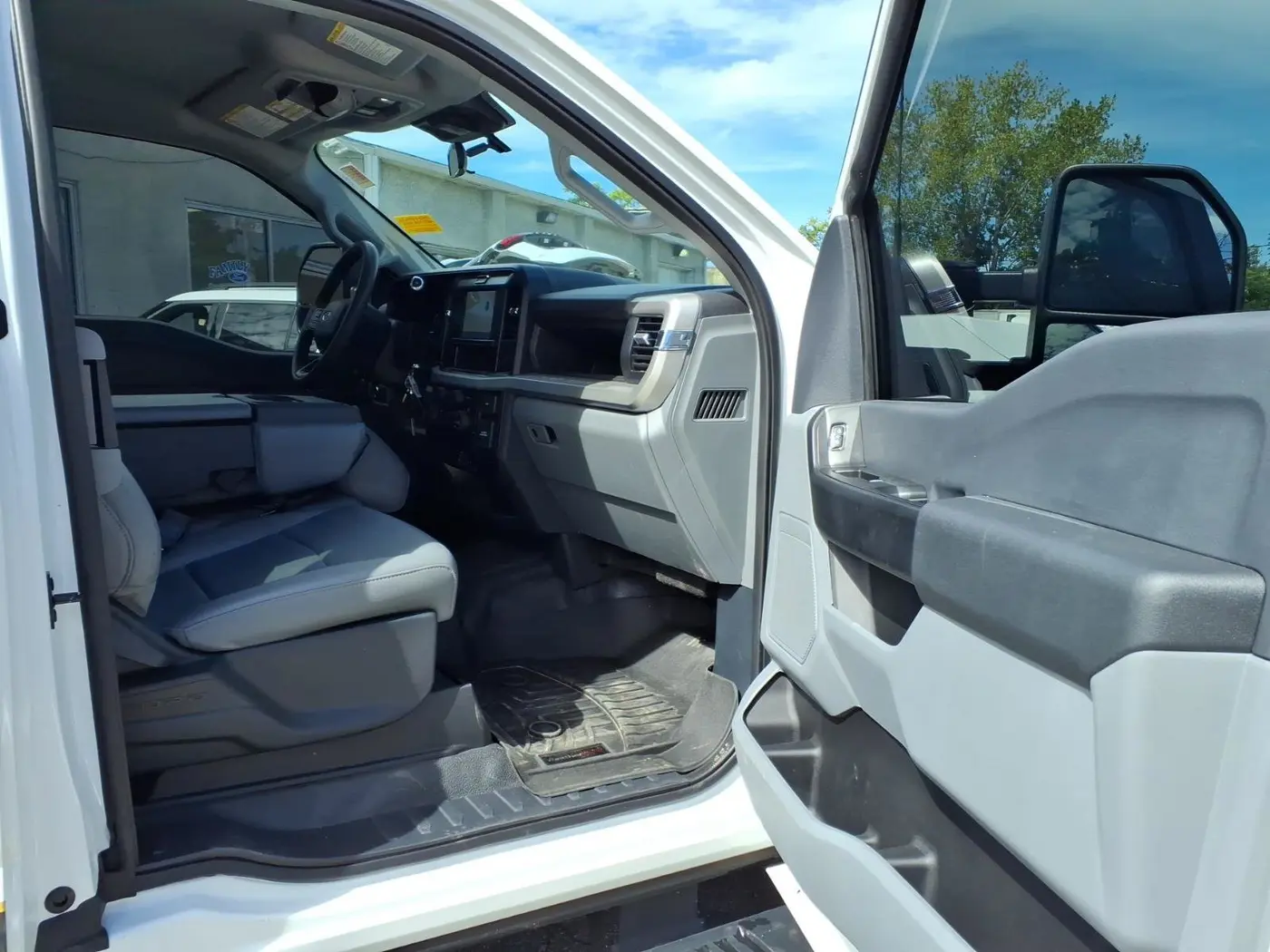 2025 Ford F-350 - $59,486