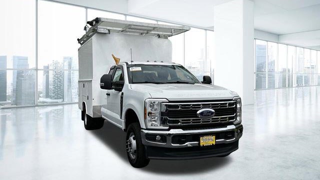 Preowned 2024 Ford F-350 Super Duty Lariat for Sale