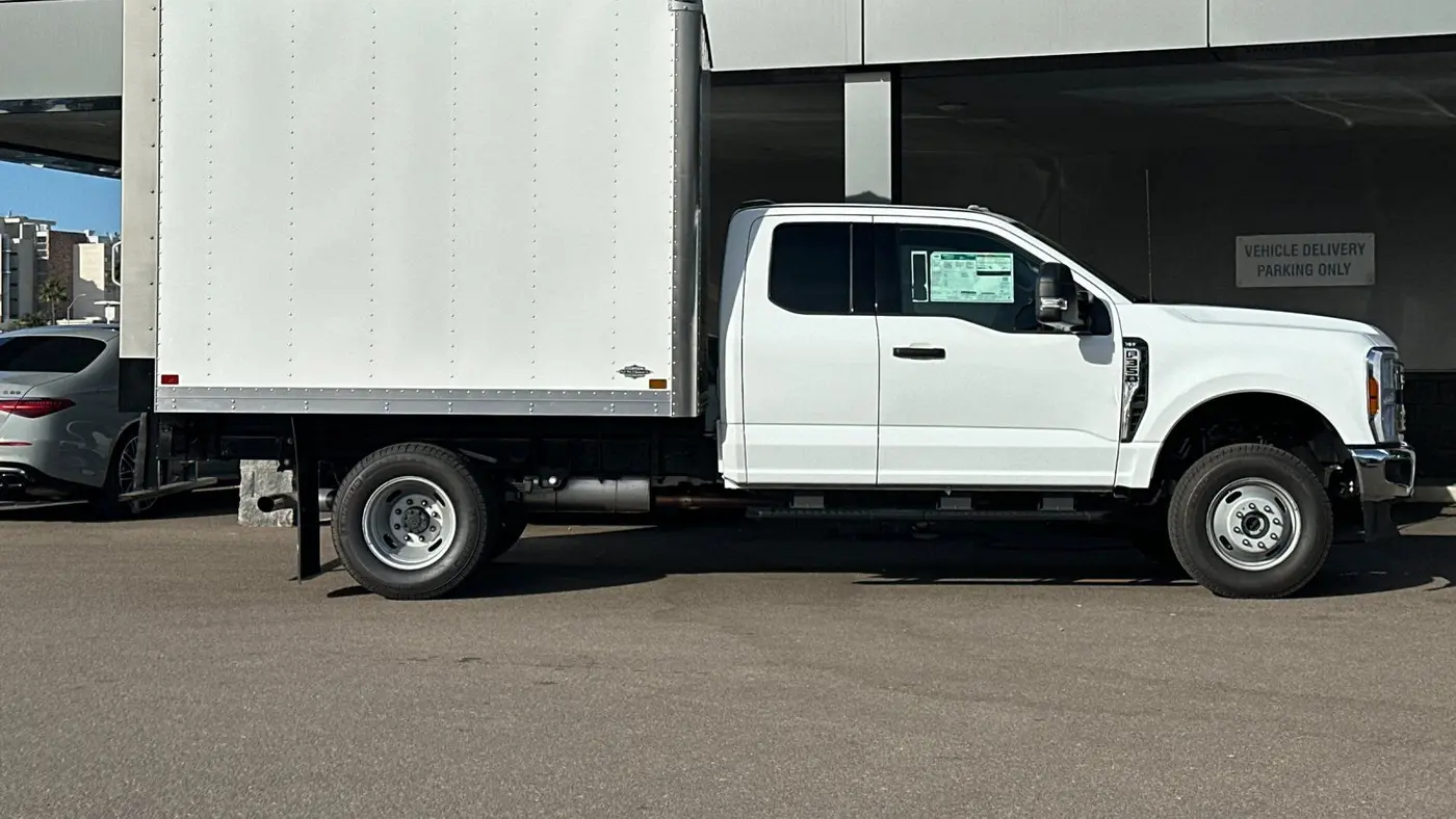 2024 Ford F-350 Super Duty Lariat