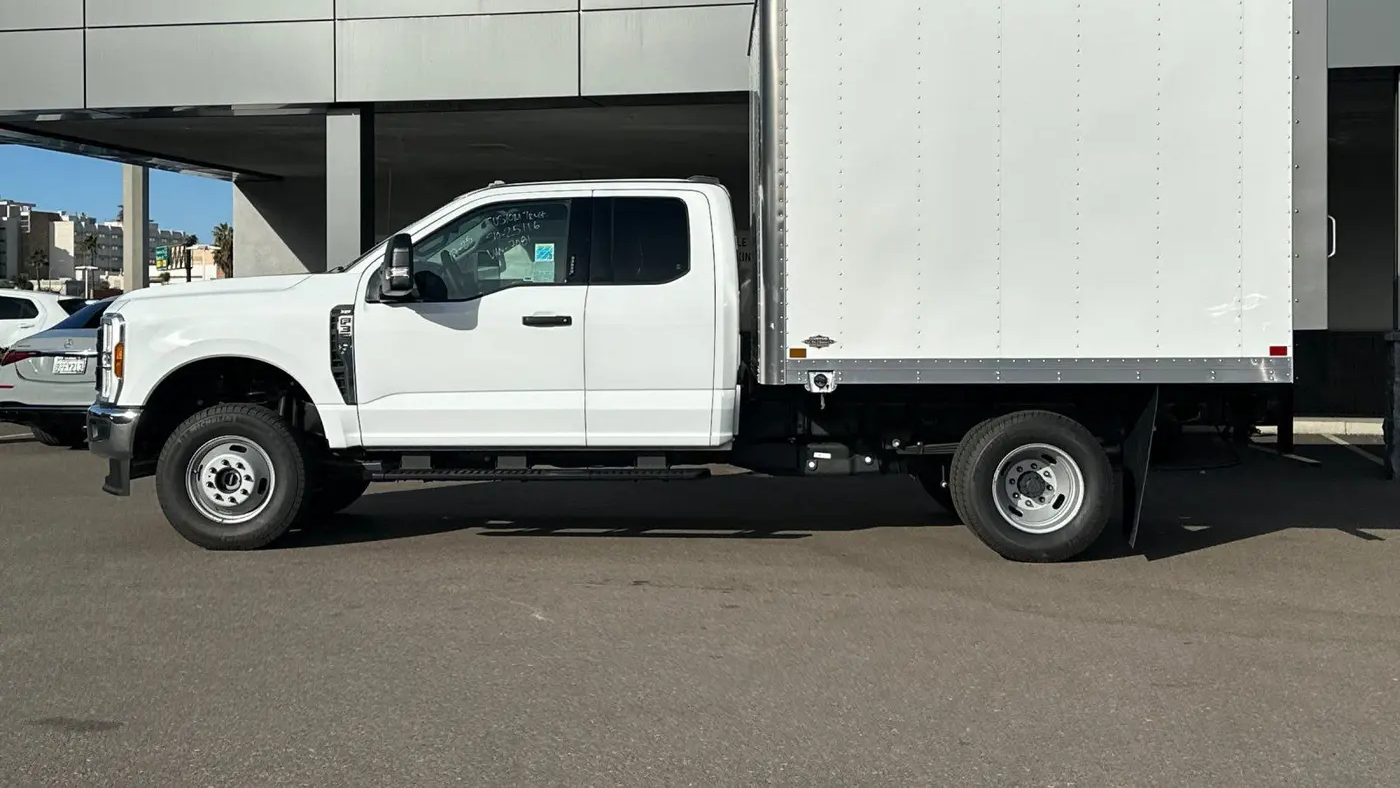 2024 Ford F-350 Super Duty Lariat