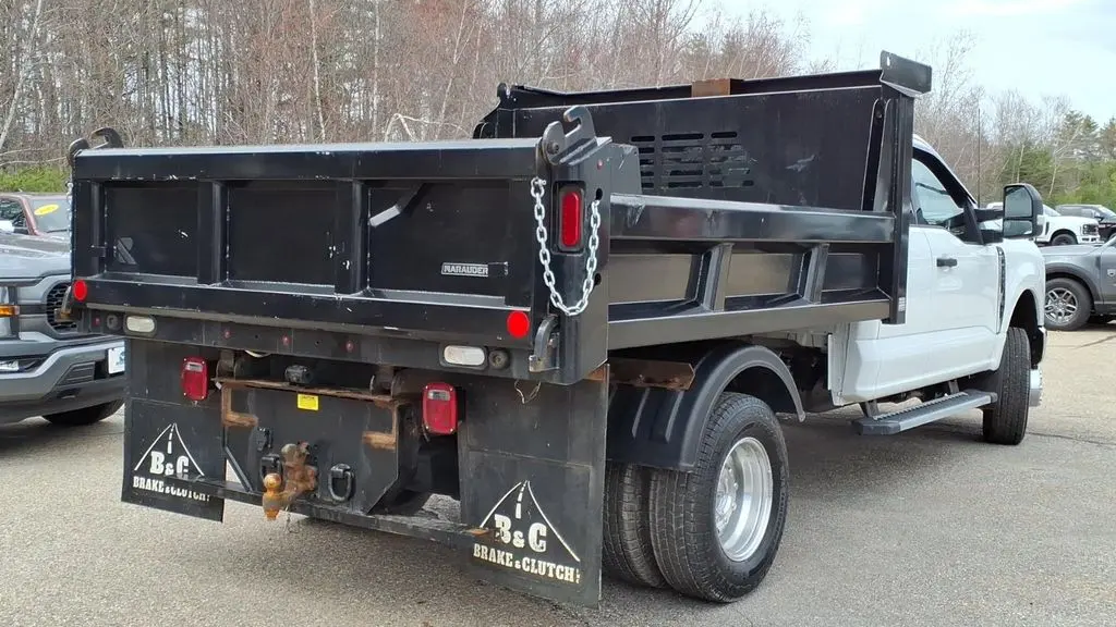 2024 Ford F-350 Super Duty Lariat