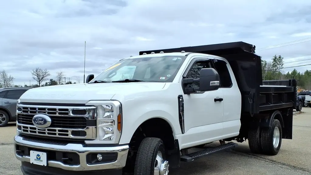 2024 Ford F-350 Super Duty Lariat