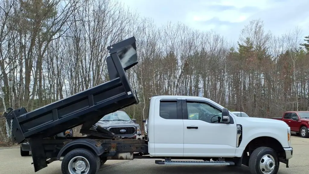 2024 Ford F-350 Super Duty Lariat