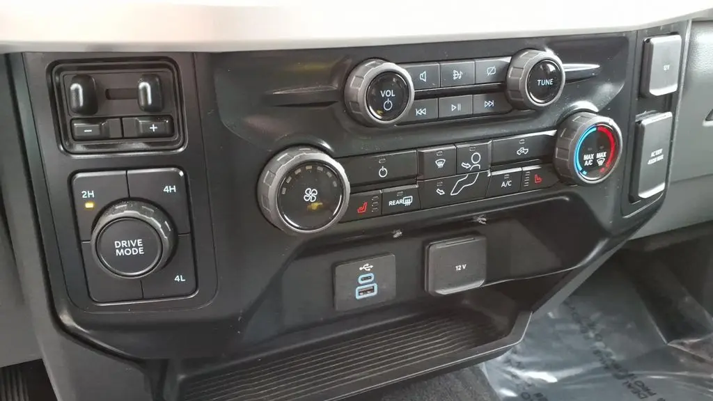 2024 Ford F-350 Super Duty Lariat