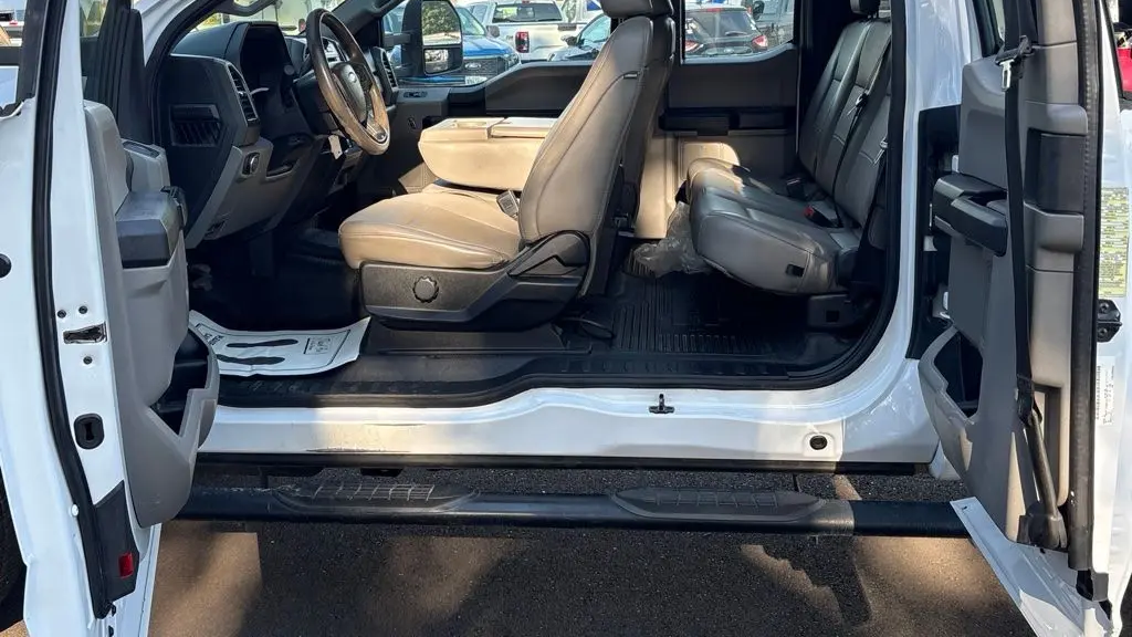 2020 Ford F-350 Super Duty Lariat