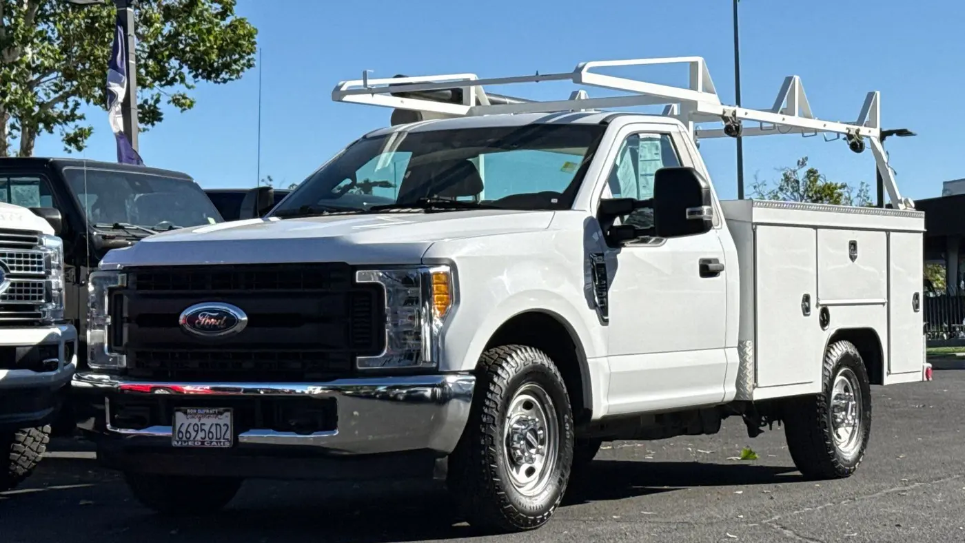 2017 Ford F-250 Super Duty XL