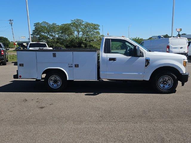 2017 Ford F-350 - $21,929