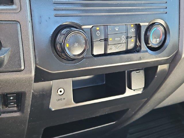2017 Ford F-350 - $21,929