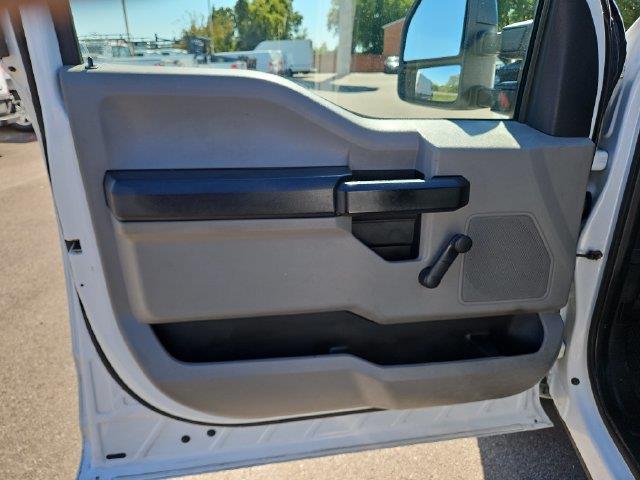 2017 Ford F-350 - $21,929