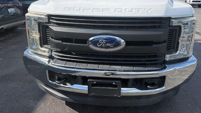 2017 Ford F-350 Super Duty XL