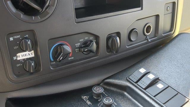 2013 Ford E-Series E-350 SD