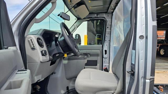 2027 Ford E-Series E-450 SD