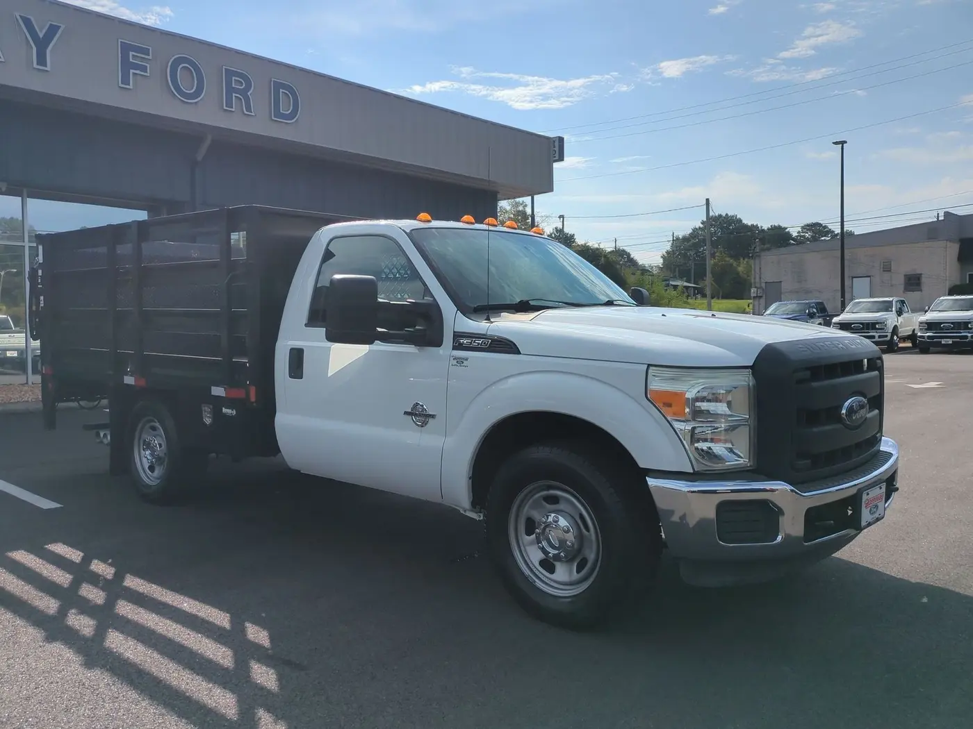 2014 Ford F-350 - $18,665