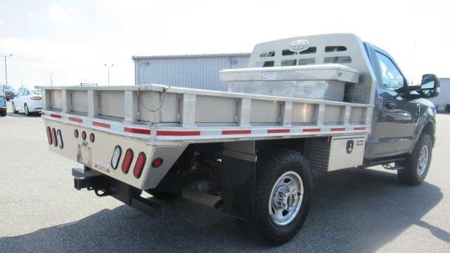 2022 Ford F-350 Super Duty XL