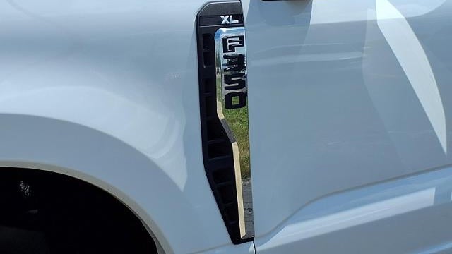 2026 Ford F-350 Super Duty XL