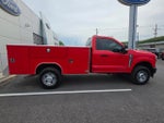 2024 F-350 Super Duty Thumbnail 2