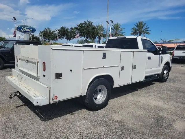 2019 Ford F-350 - $23,991