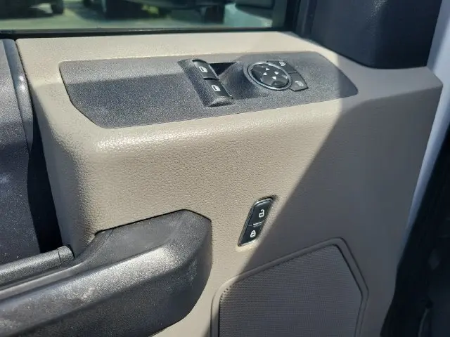 2019 Ford F-350 - $23,991
