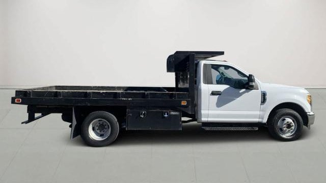 2017 Ford F-350 Super Duty XL