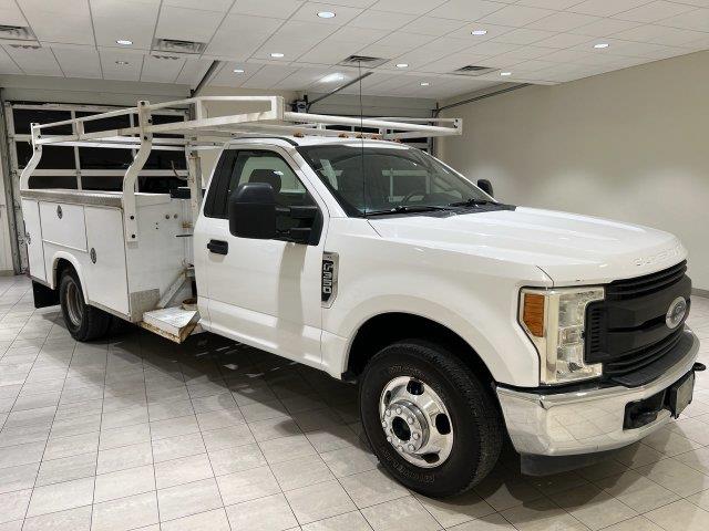 2017 Ford F-350 - $20,515