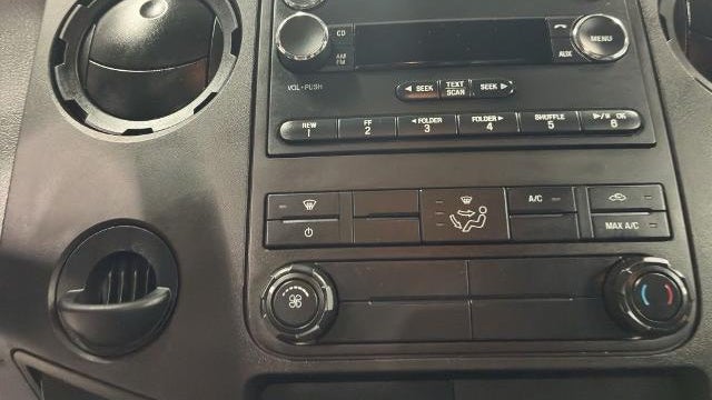 2015 Ford F-350 Super Duty XL