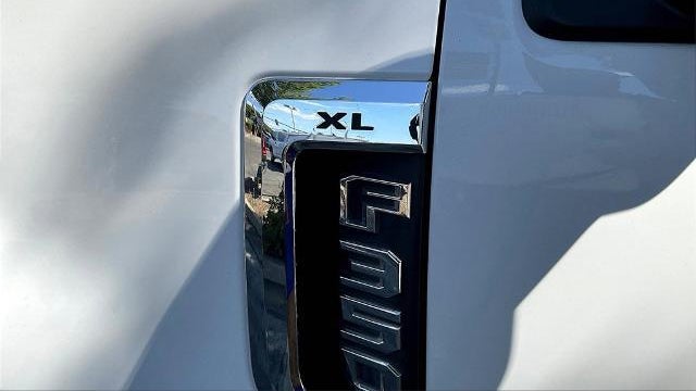 2017 Ford F-350 Super Duty XL
