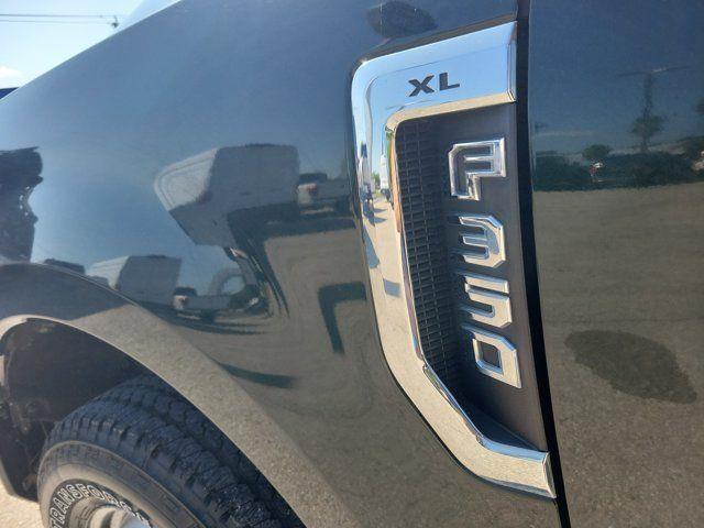 2020 Ford F-350 - $31,789