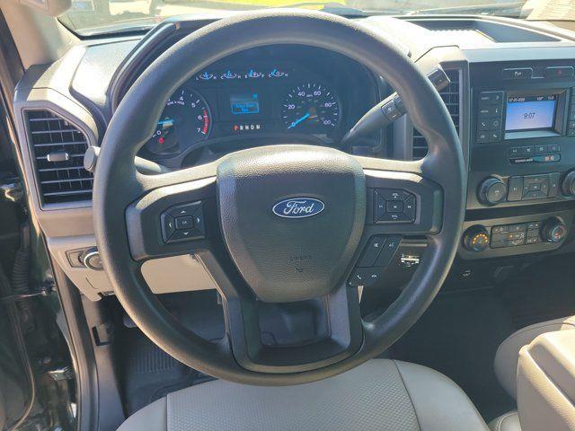 2020 Ford F-350 - $31,789