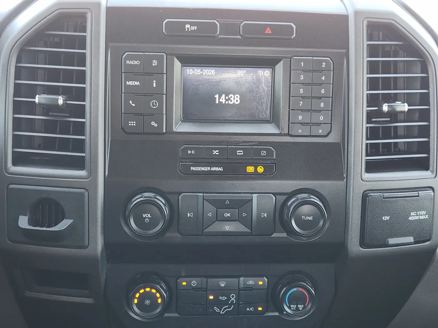 2022 Ford F-350 - $28,607