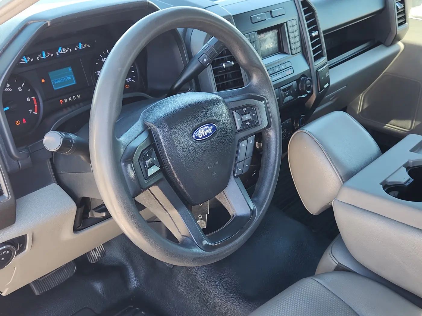 2022 Ford F-350 - $28,607