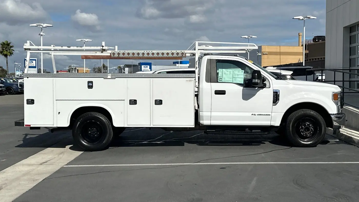 2022 Ford F-350 Super Duty XL