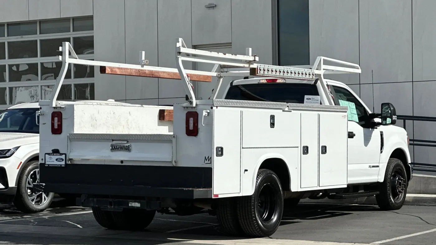 2022 Ford F-350 Super Duty XL