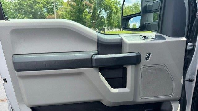 2022 Ford F-350 Super Duty XL